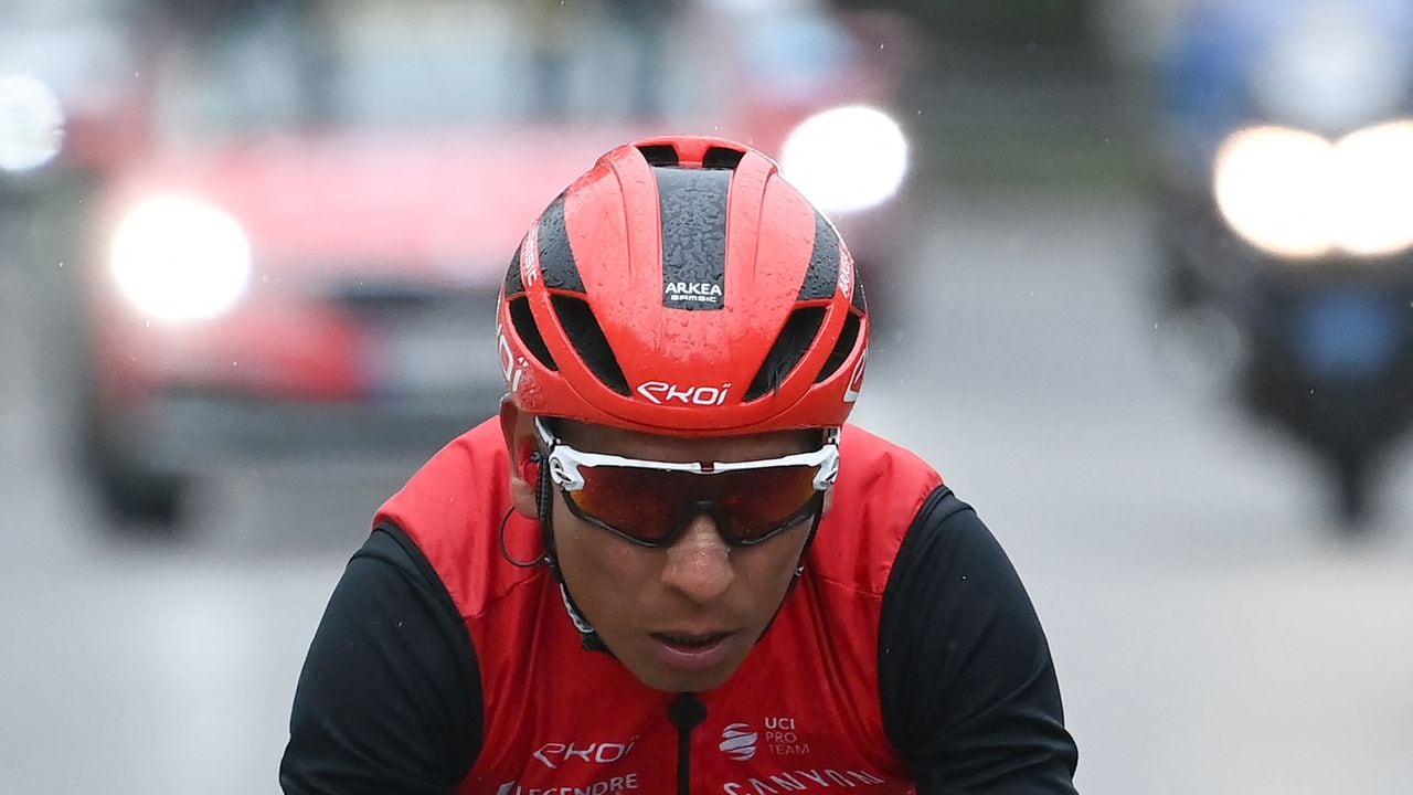 Team Arkea Samsic's Colombian rider Nairo Quintana competes during the 8th stage of the 80th Paris - Nice cycling race, 116 km between Nice and Nice, on March 13, 2022. (Photo by FRANCK FIFE / AFP)