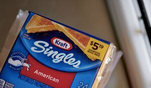La referencia es la del queso americano Kraft Singles de 16 onzas