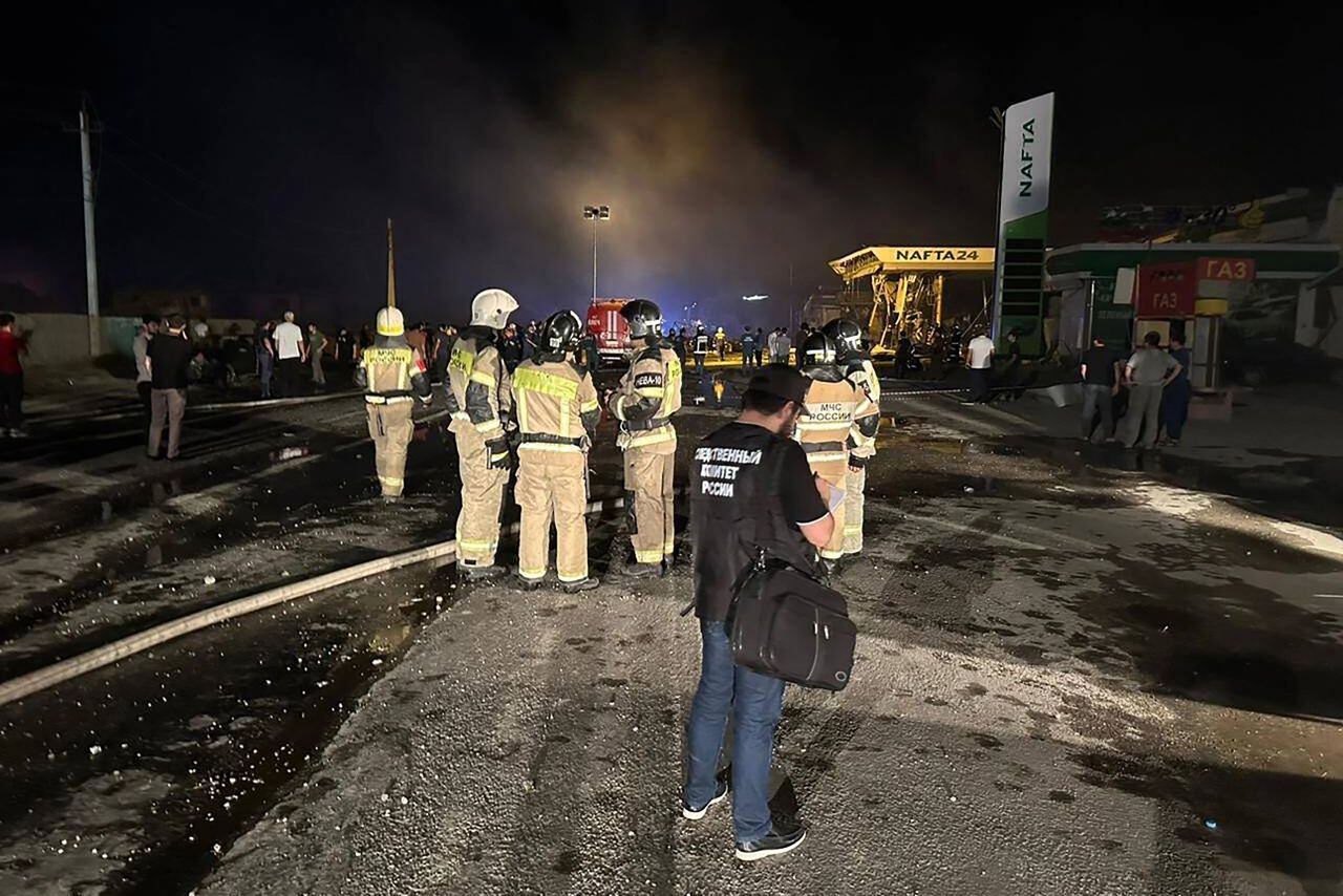 Una enorme explosión en una gasolinera en la república sureña rusa de Daguestán dejó 30 muertos y decenas de heridos, según dijeron el martes las autoridades rusas.