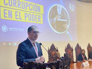 El fiscal Francisco Barbosa entregó, en Perú, detalles de las investigaciones que se adelantan en conjunto con autoridades de ese país, entre ellas el caso Odebrecht.