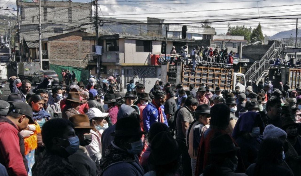 Los indígenas en Ecuador tienen paralizada la capital Quito