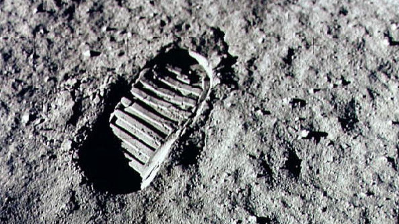 La huella de Neil Armstrong en la Luna, durante la misión Apolo 11, en 20 de julio de 1969.