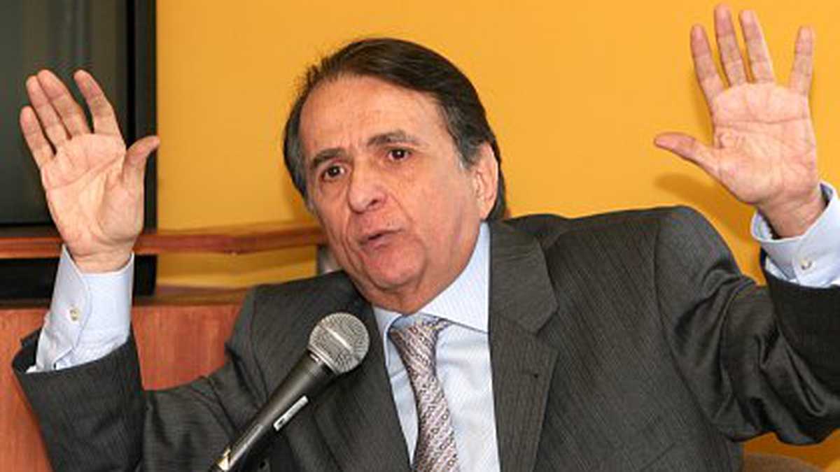 Alberto Santofimio. 
