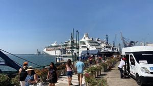 Cruceros Royal Caribbean vuelven a embarcar en Cartagena