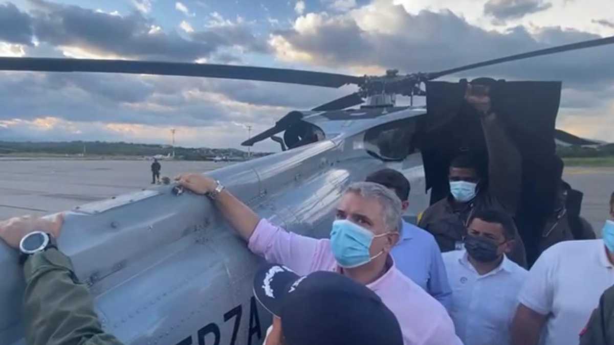Helicóptero presidencial: Fiscalía cita a declarar al esquema de seguridad  del presidente Duque