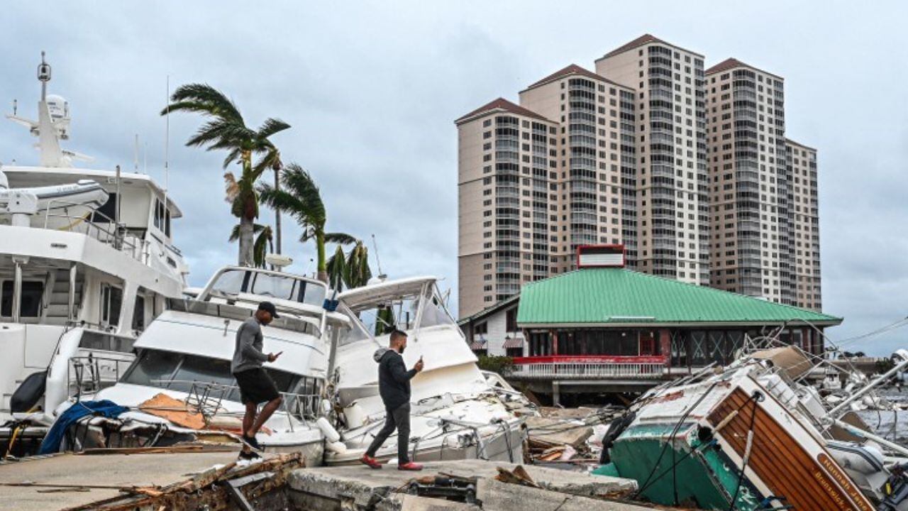 Una estela de destrucción dejó el huracán Ian en Fort Myers