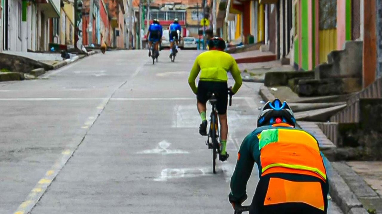 Los ciclistas cruzarán por cuatro diferentes UPZ y barrios tradicionales de San Cristóbal, como lo son el 20 de Julio, Bello Horizonte, La Victoria, Bellavista, y demás.