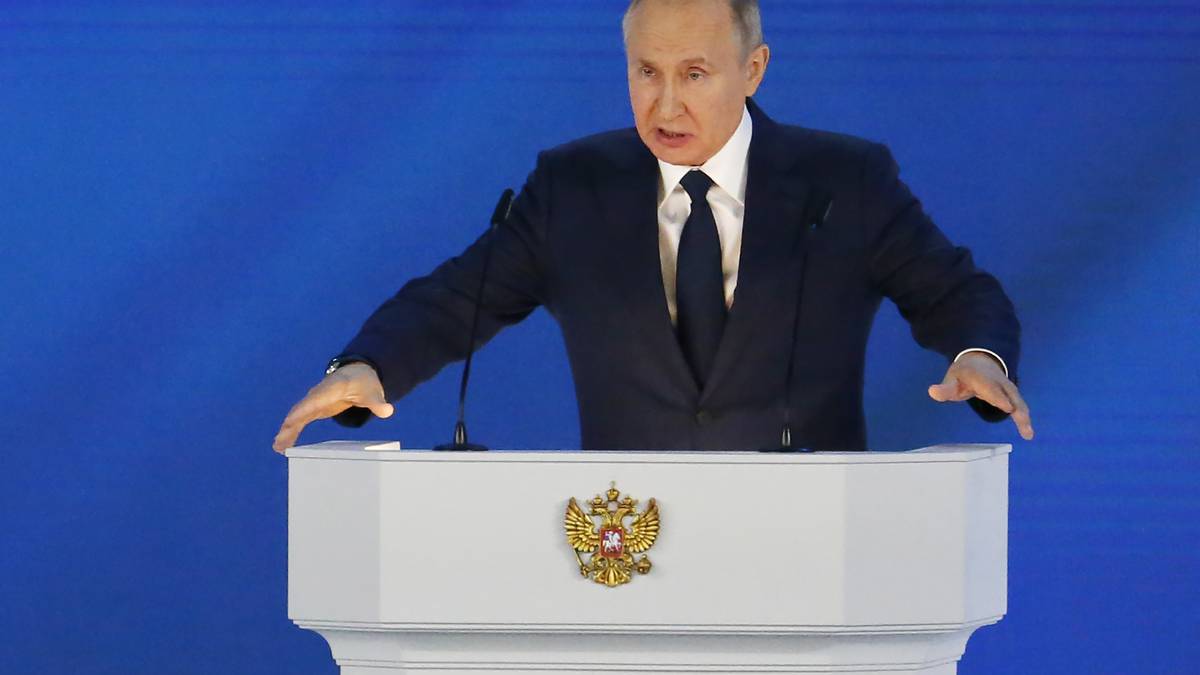 No crucen la línea roja con Rusia”: la advertencia de Vladímir Putin en su  discurso anual