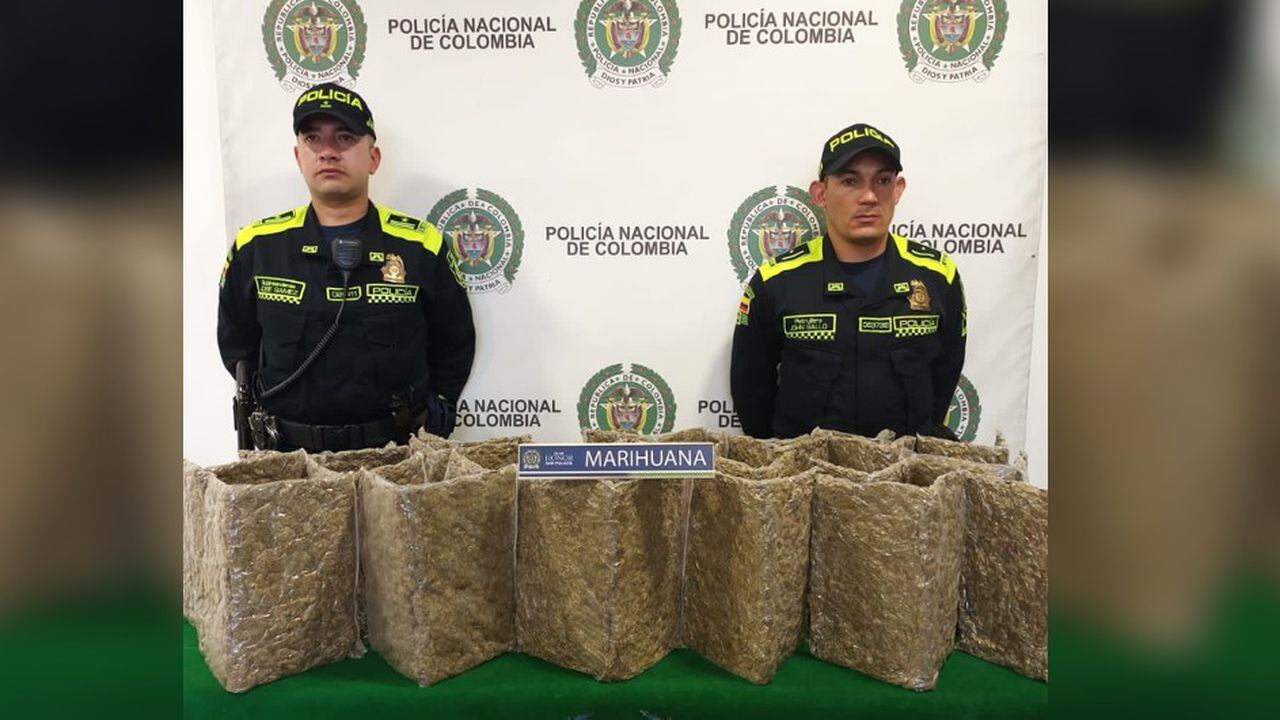 La Policía logró la incautación de más de 12 kilos de marihuana en el Aeropuerto Internacional El Dorado de Bogotá