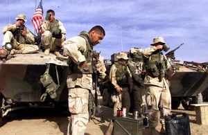 Tras el ataque a las torres gemelas, Estados Unidos envió tropas a combatir en Afganistán. Los militares estadounidenses estuvieron en territorio afgano por cerca de 20 años.