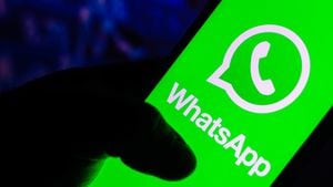 BRAZIL - 2021/08/06: In this photo illustration the WhatsApp logo seen displayed on a smartphone screen. (Photo Illustration by Rafael Henrique/SOPA Images/LightRocket via Getty Images)