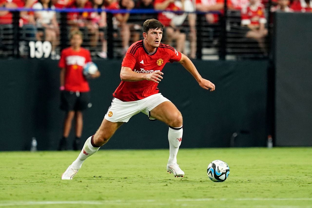 FILE PHOTO: Jul 30, 2023; Las Vegas, Nevada, USA;  Manchester United defender Harry Maguire (5) moves the ball during the first half against Borussia Dortmund at Allegiant Stadium. Mandatory Credit: Lucas Peltier-USA TODAY Sports/File Photo