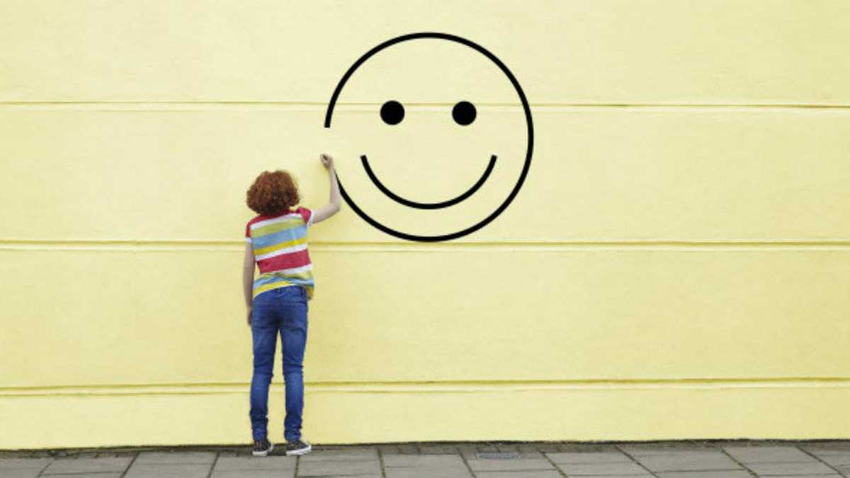  Si  alguien concibe la felicidad como la ausencia de emociones negativas, es natural que piense que en la actual coyuntura no se puede ser feliz.
