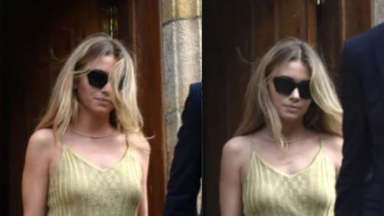 Clara Chía lució un vestido dorado de Victoria Beckham