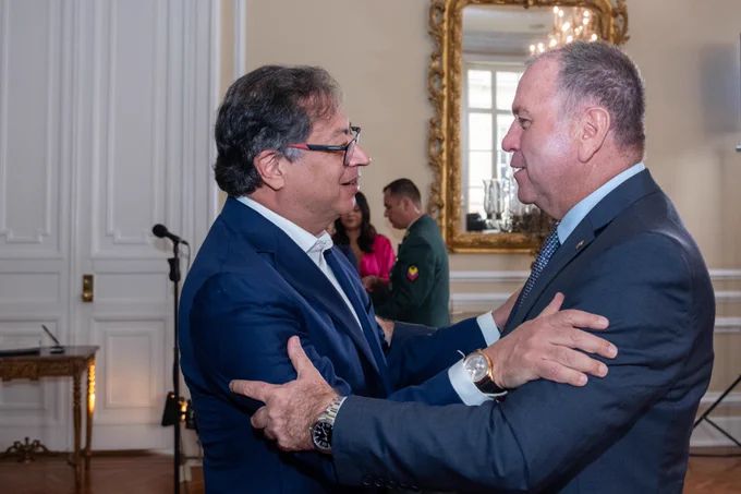 Presidente Gustavo Petro y el magistrado de la Corte Suprema Jorge Díaz