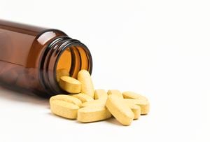 Algunas personas pueden responder al tratamiento tomando suplementos de vitamina B12.