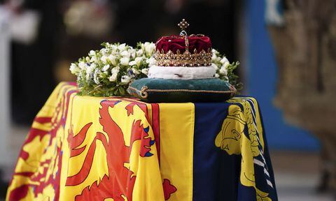 Cuerpo de la reina será trasladado el próximo martes de Londres