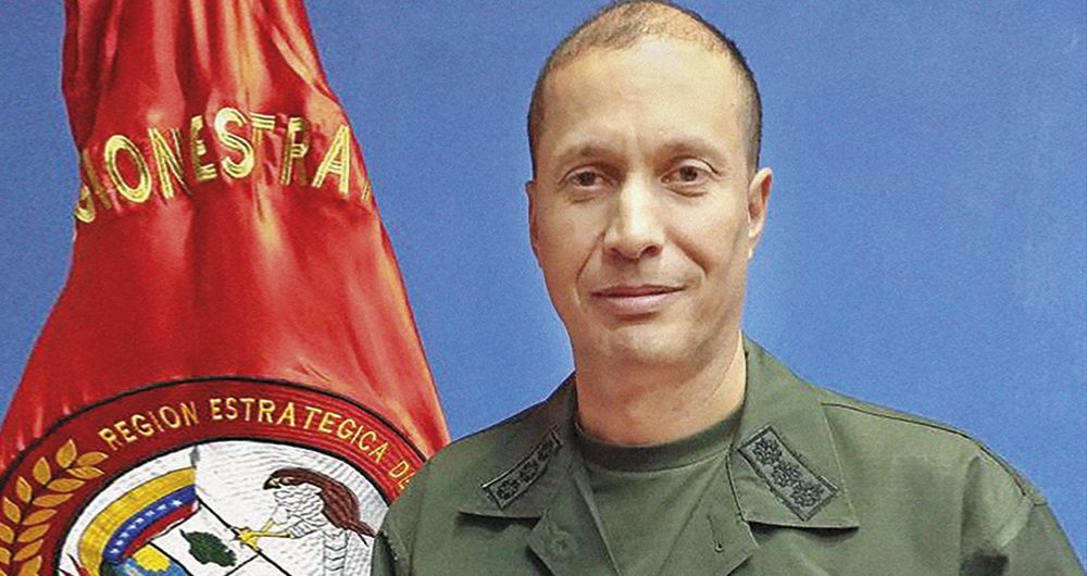Pedro Juliac, comandante de la Aviación venezolana, maneja el inventario del armamento recibido y la relación con el personal iraní.