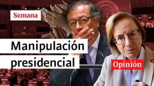 Petro y "la ridícula manipulación presidencial”: Salud Hernández-Mora