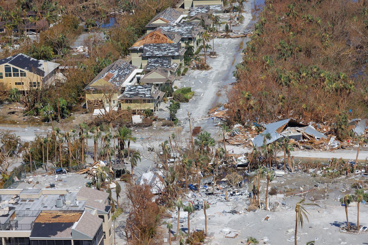 Imágenes aéreas muestran la magnitud de la destrucción del huracán Ian