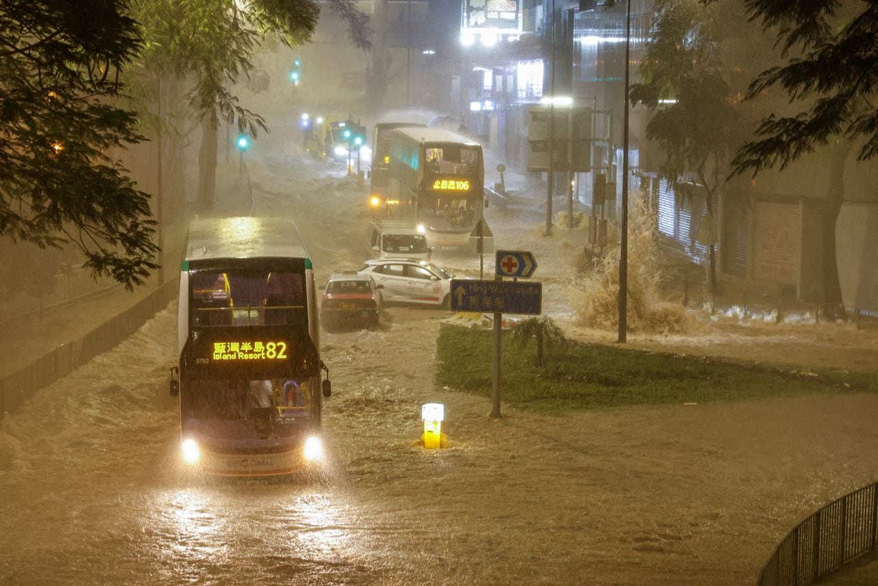Entre el 7 y 8 de septiembre ha caído demasiada agua en Hong Kong, marcando récords históricos.