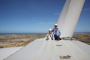 "Este es el Gobierno que ha hecho la mayor inversión histórica en este departamento (La Guajira): más de $ 14 billones en energía": Duque.