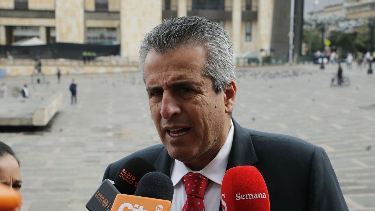 Ministro del Interior Luis Fernando Velasco