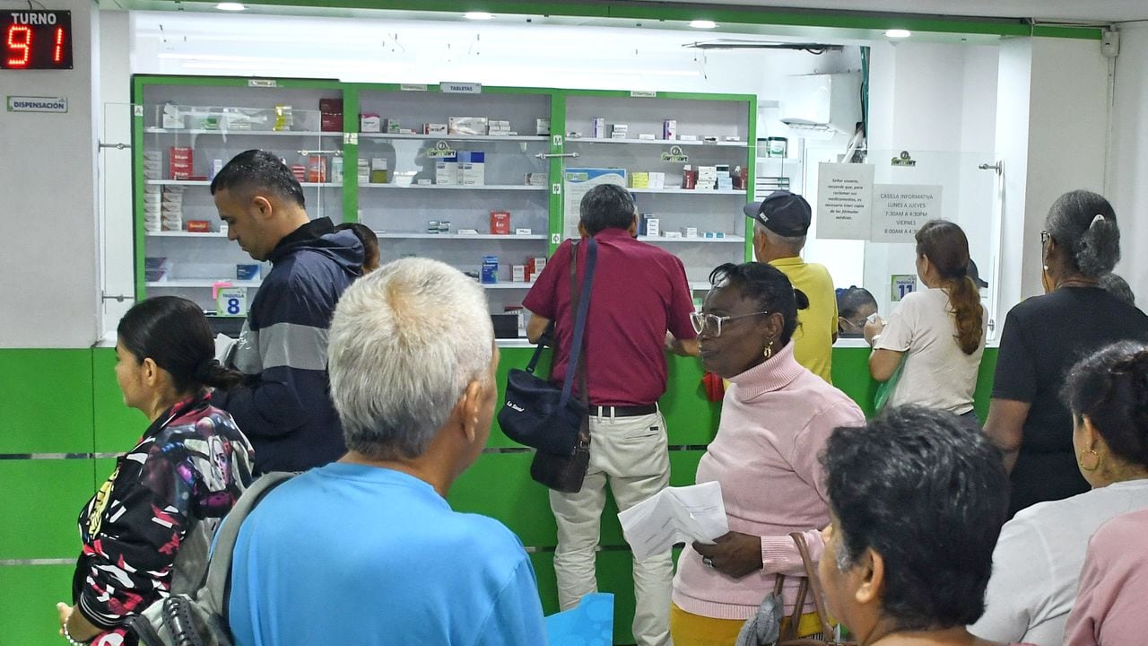 El desabastecimiento de medicamentos en Colombia y el rol de varios sectores en esta problemática