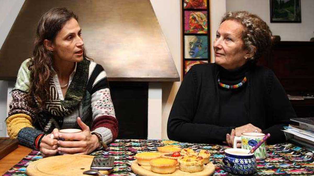 Conversación entre Marta Orrantia y Vera Grabe.
