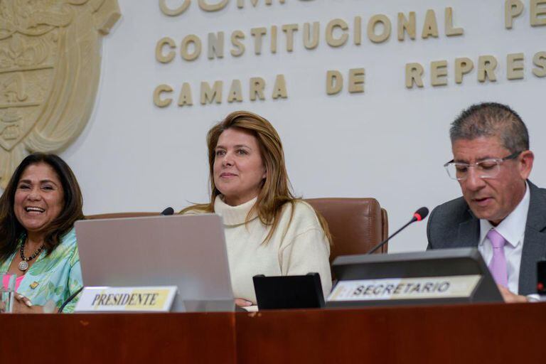 Juana Carolina Londoño, presidenta de la Comisión Segunda de la Cámara de Representantes.