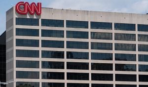 CNN es una de las cadenas de televisión en Estados Unidos y en diciembre habría despedido a varios periodistas
