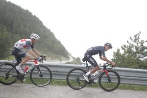 Egan Bernal, etapa 6, Giro de Italia 2021. Ataque en montaña