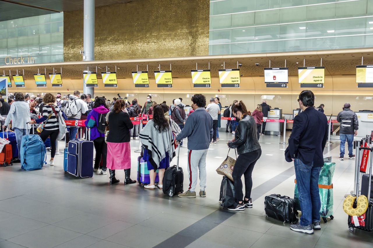 Migración Colombia cuenta con un sistema que permite agilizar el proceso y evitar filas para salir o entrar al país.