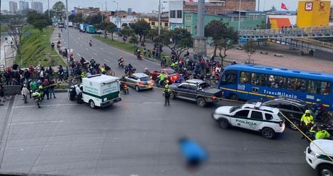 Un hombre perdió la vida al lanzarse del puente de la Calle 6 con NQS en Bogotá