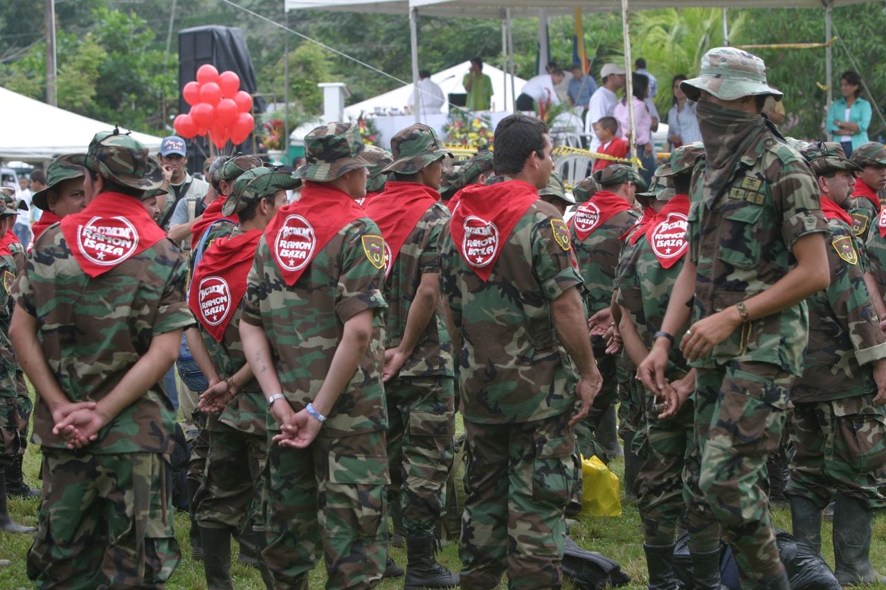 Autodefensas Unidas de Colombia (AUC).