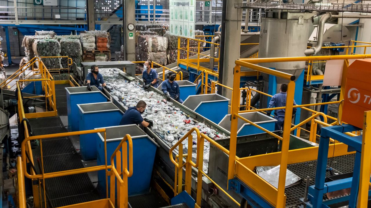 Antes de que finalice el año entrará en operación la cuarta planta de reciclaje e Enka, un proyecto en el que se han realizado inversiones por más de 40 millones de dólares.