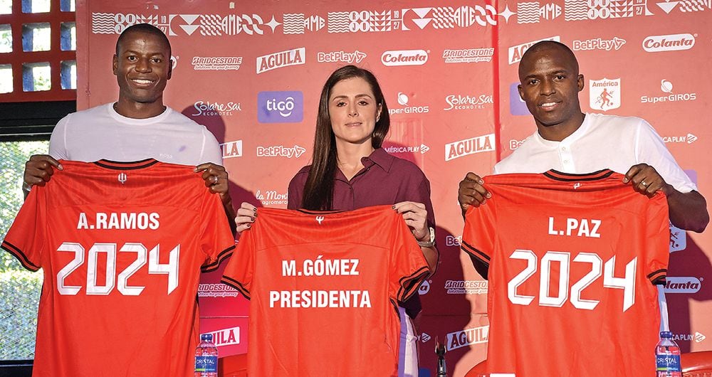  Adrián Ramos y Luis Paz se quedaron en el América por la gestión de Marcela Gómez. Son líderes en el equipo y con ellos mantiene contacto directo y les comparte su proyecto deportivo.