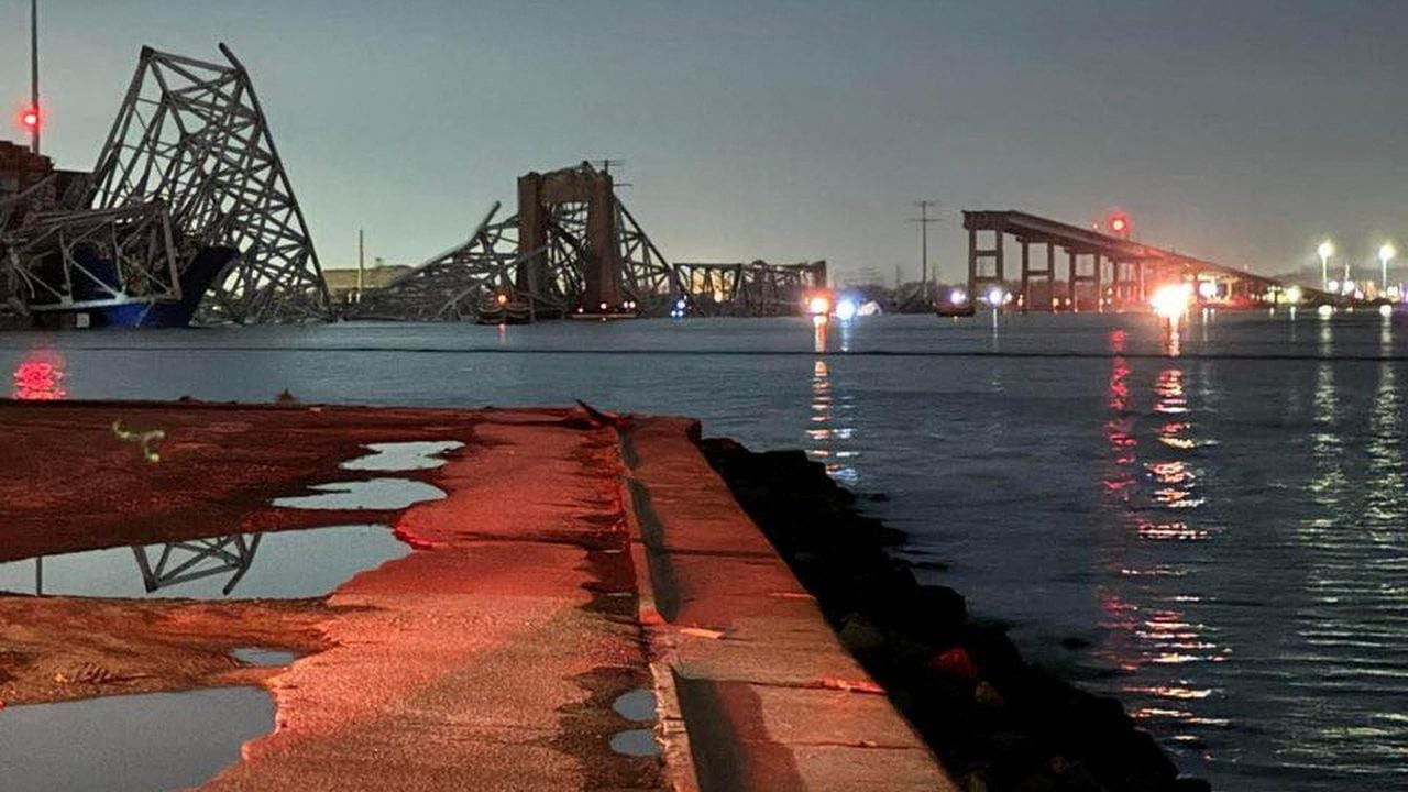 Una vista del puente Francis Scott Key después de su colapso, en Baltimore, Maryland, EE. UU., en esta imagen publicada el 26 de marzo de 2024.