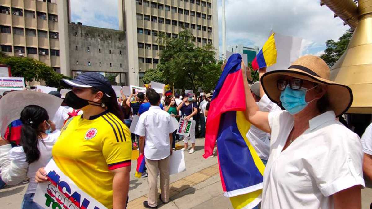 "Marcha del Silencio" antes de la huelga nacional de mañana el 25 de mayo de 2021 en Cali, Colombia. Cali