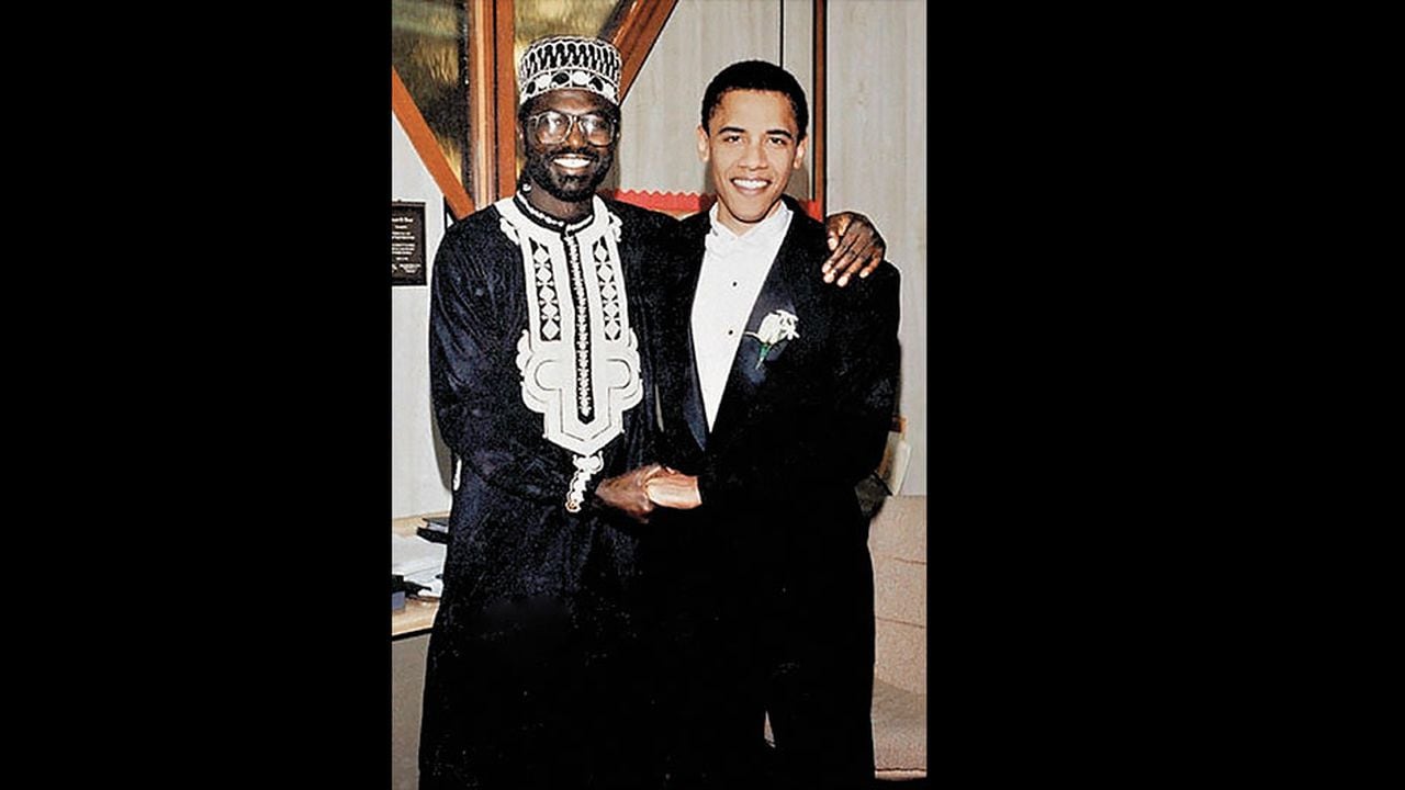 Malik es medio hermano del expresidente por parte de su padre. Eran tan unidos que el futuro presidente lo nombró padrino en la boda con su esposa Michelle, en 1992, como lo recuerda esta imagen.