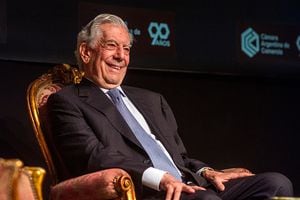 BUENOS AIRES, ARGENTINA - MAY 05: Peruvian writer Mario Vargas Llosa, 2010 Nobel Prize in Literature, speaks as a panelist during an event for the 90' Anniversary of the Argentine Chamber of Commerce on May 05, 2016, in Buenos Aires, Argentina.(Photo by Ricardo Ceppi/Getty Images)
