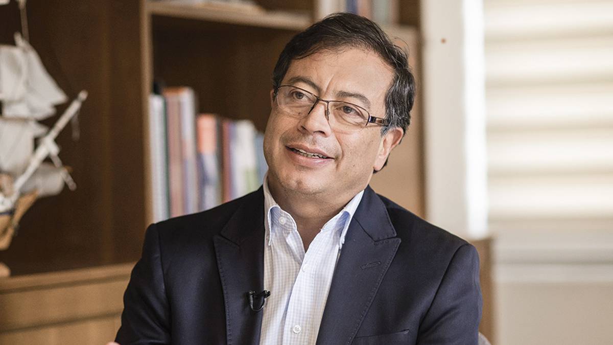 Este es el susto de los corruptos”: Gustavo Petro celebra resultados de la  encuesta de Invamer