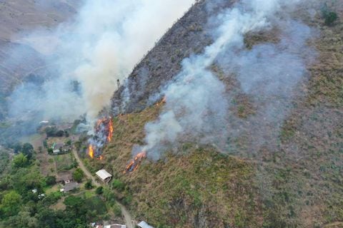 Las conflagraciones se han presentado en la parte alta de las montañas palmiranas.
