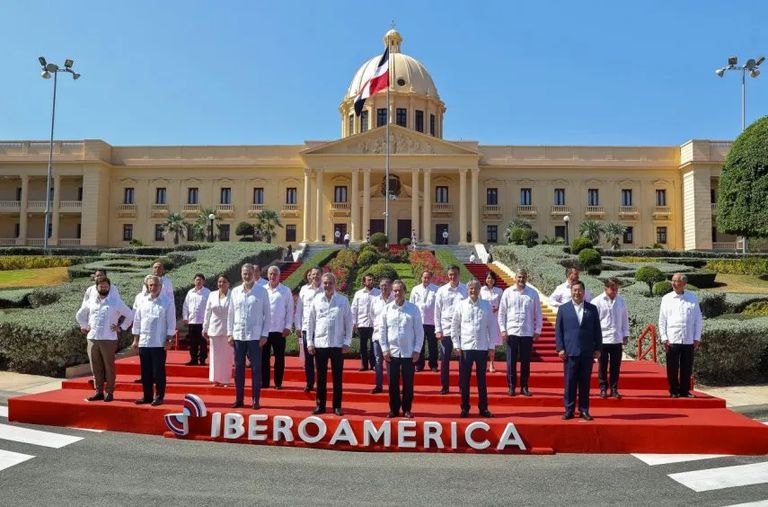 La Cumbre Iberoamericana antecede a la reunión de julio entre la Comunidad de Estados Latinoamericanos y Caribeños (CELAC) y la Unión Europea (UE), que se celebrará el 17 y 18 de julio en Bélgica.