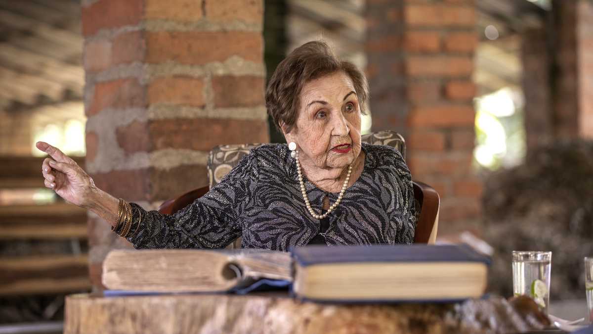 Cecilia Suárez de Hernández. Madre de Rodolfo Hernández.