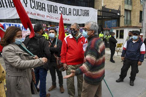 En la manifestación participó Rodrigo Granda, exmiembro de las Farc y líder del partido Comunes.