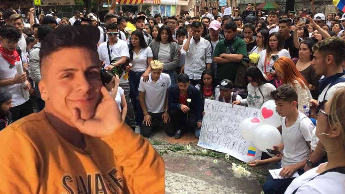 El joven, de 18 años, apenas estaba concluyendo el  bachillerato y decidió sumarse a los ríos de personas que desde el jueves se han tomado las calles en protesta.