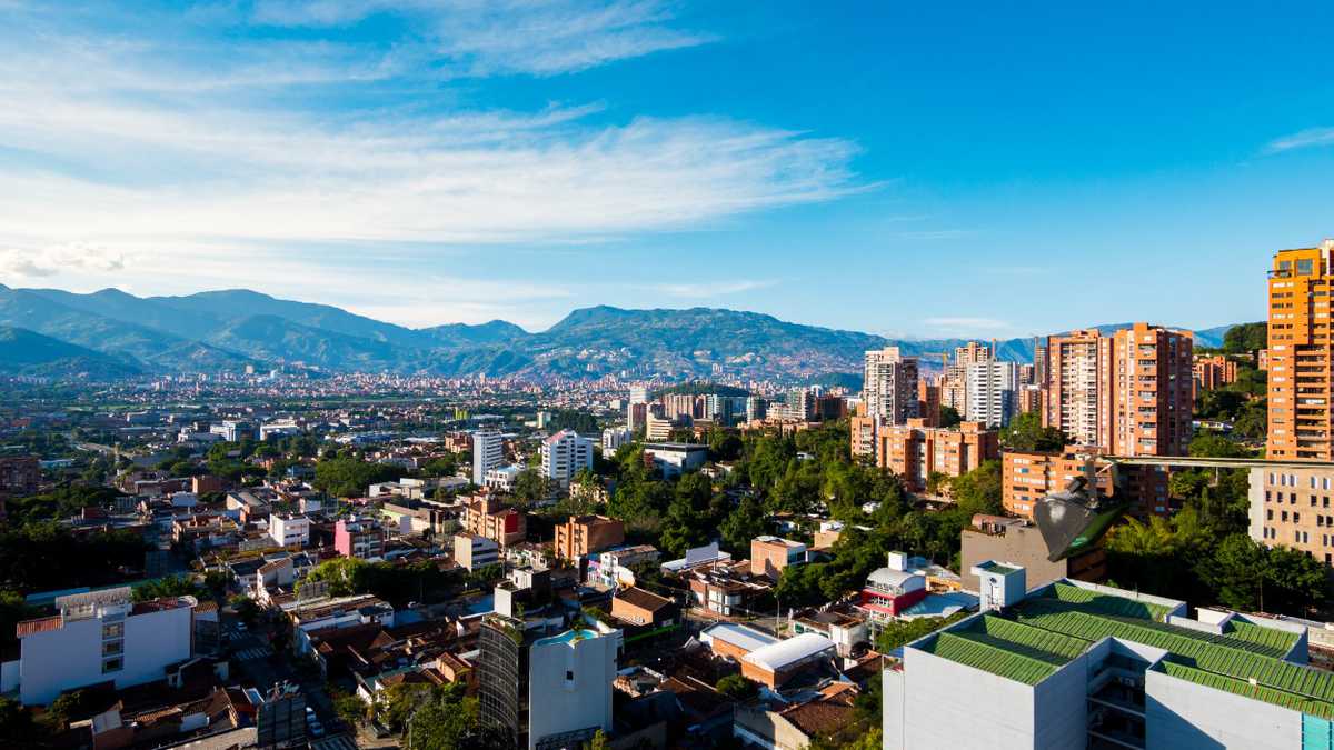 El objetivo de Dupla Legal es armonizar los intereses que entran en tensión, entendiendo que en Colombia la propiedad privada tiene una función social y ecológica, y que prima el interés general.