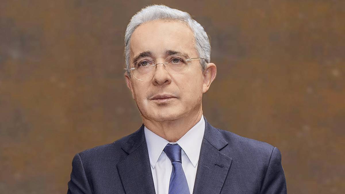 Uribe: “el régimen de Venezuela tiene muchos delegados en Colombia bregando  para tomar el poder”