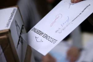 Los votantes asistieron a las urnas en cada ciudad del país